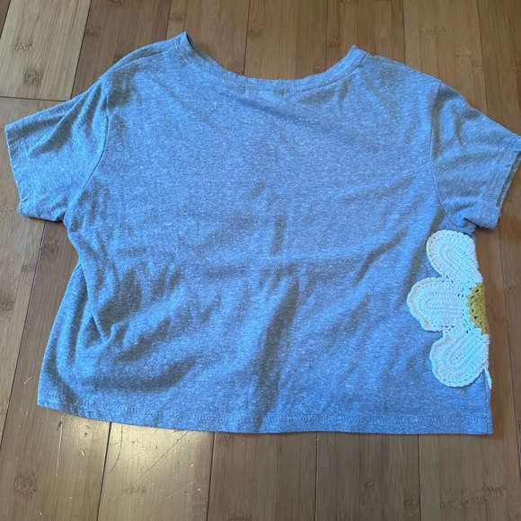 Altar’d State daisy crocheted crop top - Picture 2 of 3